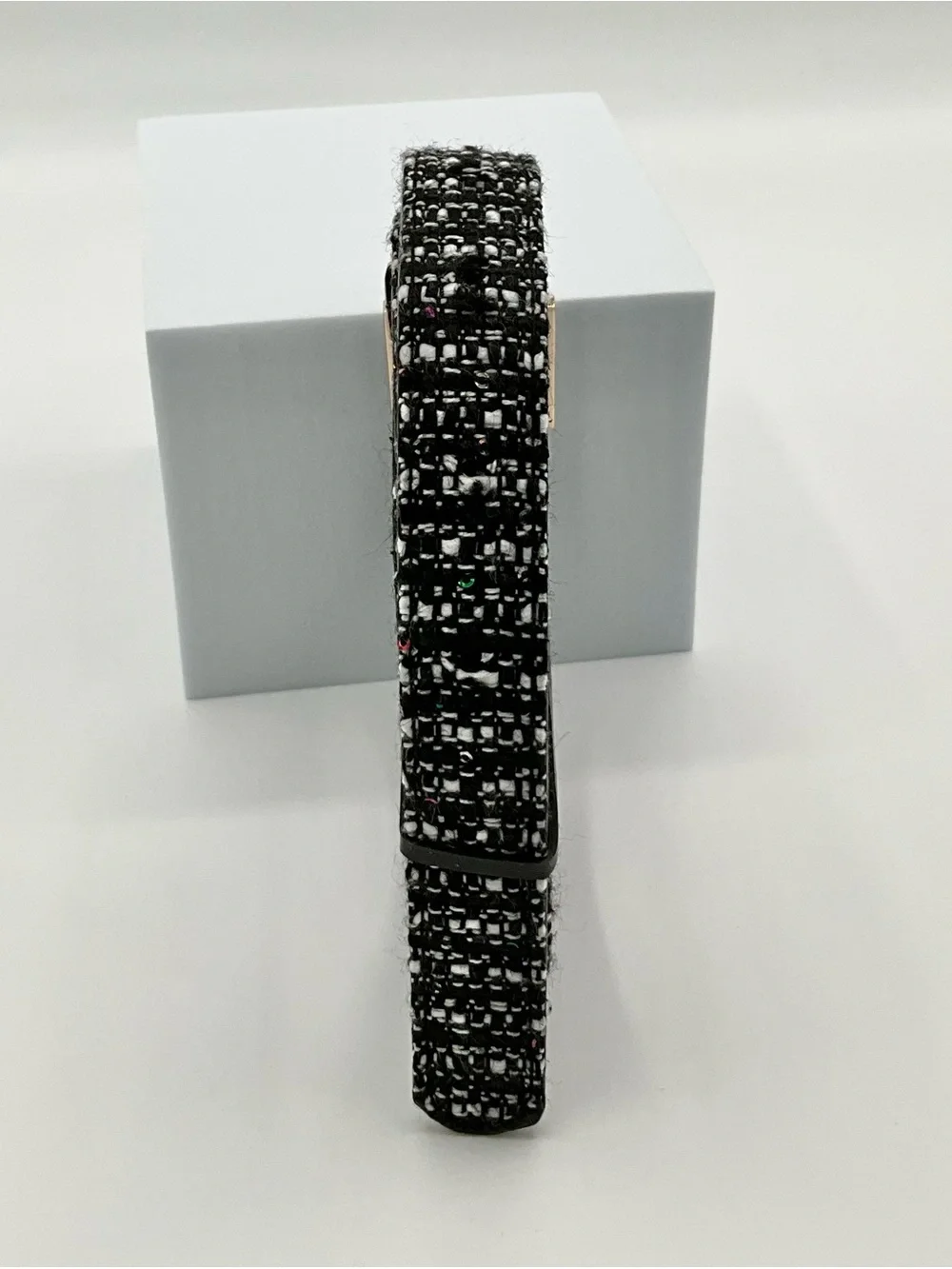 LIKE NEW Torrid Narrow Waist Belt Tweed Cloth B&W Gold Hardware Size 0/00